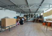 Дом с участком на продажу в городе Loja. Фото
