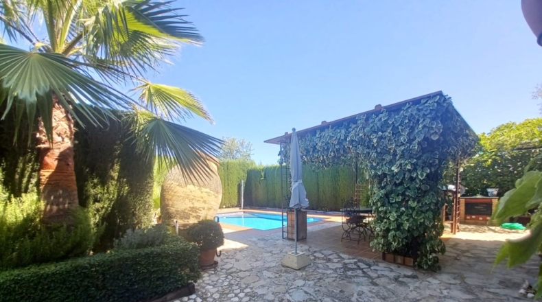 Granada - Fuente Camacho - 371m2