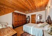 Chalet independiente con terreno en venta en Loja ref: TR101924 foto
