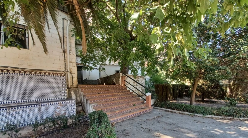 Granada - Barrio San Antonio - 27000m2