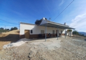 Masia amb terreny en venda a Loja ref.: TR109191 foto