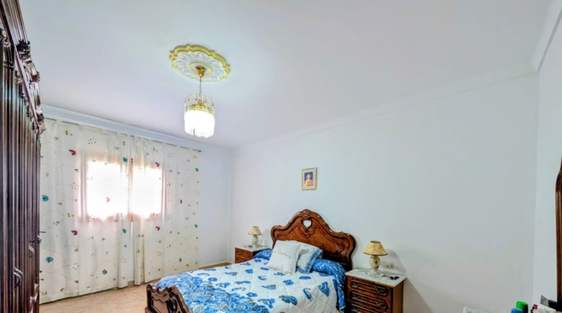 Гранада - Loja - 332m2