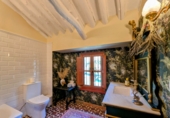 Chalet independiente con terreno en venta en Loja ref: TR183047 foto