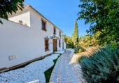 Chalet independiente con terreno en venta en Loja ref: TR183047 foto
