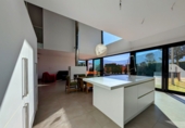 Chalet independiente con terreno en venta en Loja ref: TR254312 foto