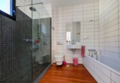 Chalet independiente con terreno en venta en Loja ref: TR254312 foto