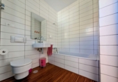 Chalet independiente con terreno en venta en Loja ref: TR254312 foto