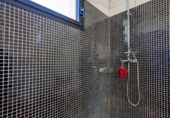 Chalet independiente con terreno en venta en Loja ref: TR254312 foto