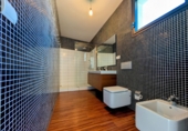 Chalet independiente con terreno en venta en Loja ref: TR254312 foto