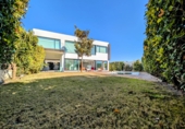 Chalet independiente con terreno en venta en Loja ref: TR254312 foto