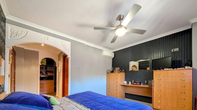 Granada - Loja - 1533m2