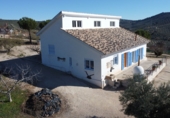 Chalet independiente con terreno en venta en Loja ref: TR254316 foto