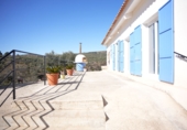 Chalet independiente con terreno en venta en Loja ref: TR254316 foto