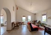 Chalet independiente con terreno en venta en Loja ref: TR257124 foto