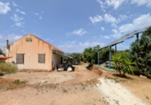 Chalet independiente con terreno en venta en Loja ref: TR257124 foto