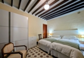 Villa con terreno en venta en Loja ref: TR256132 foto