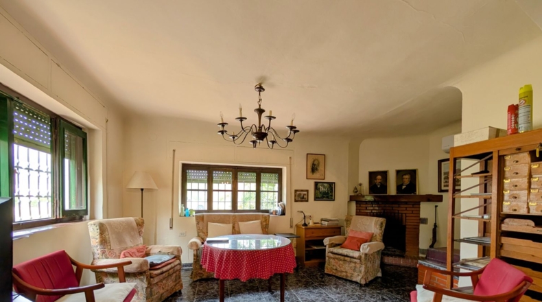 Granada - Loja - 16000m2