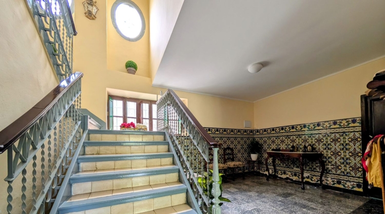 Granada - Loja - 16000m2
