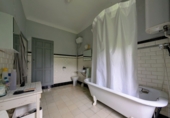 Villa con terreno en venta en Loja ref: TR256132 foto