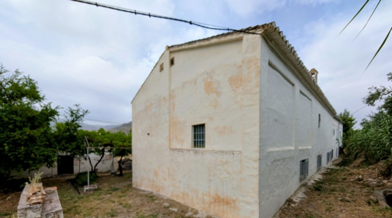 Granada - Loja - 16000m2
