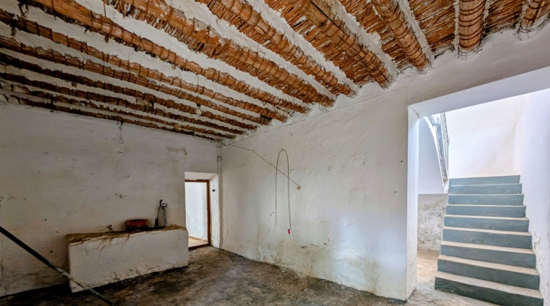 Granada - Loja - 16000m2