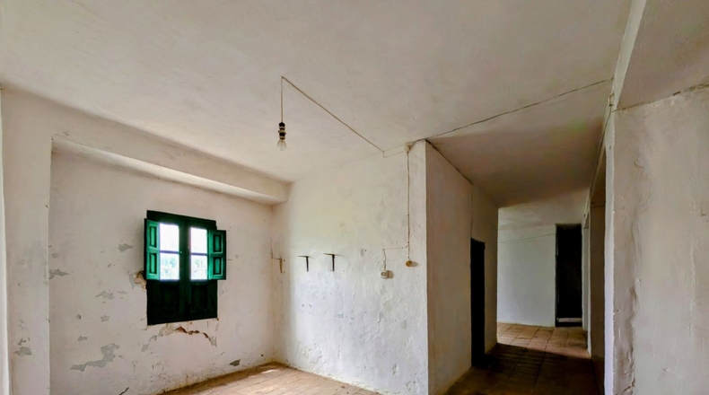 Granada - Loja - 16000m2