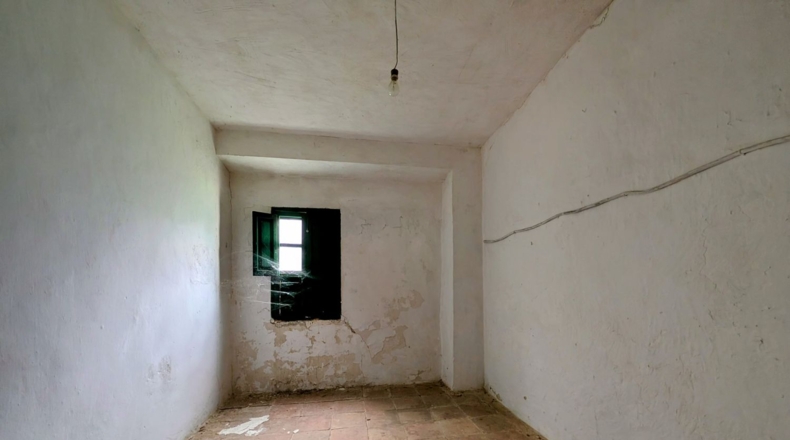 Granada - Loja - 16000m2