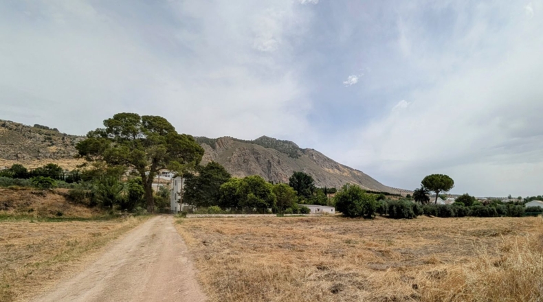 Granada - Loja - 16000m2