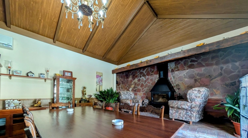 Granada - Loja - 3200m2