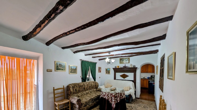 Granada - Loja - 3200m2