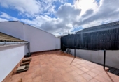 Casa de pueblo en venta en Loja ref: TR353877 foto