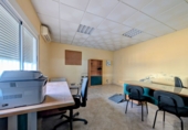 Industrial warehouse for sale in Loja ref: TR357183 photo