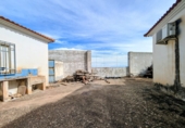 Industrial warehouse for sale in Loja ref: TR357183 photo