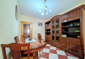 Дом с участком на продажу в городе Loja. Фото