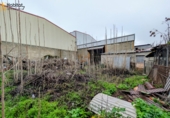 Промышленное здание на продажу в городе Loja. Фото
