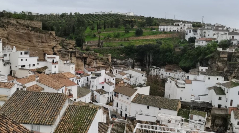 Cádiz - Setenil de las Bodegas - 170m2