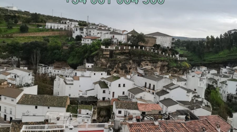 Cádiz - Setenil de las Bodegas - 170m2