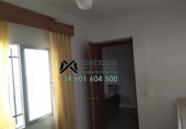 Дом с участком на продажу в городе Olvera. Фото