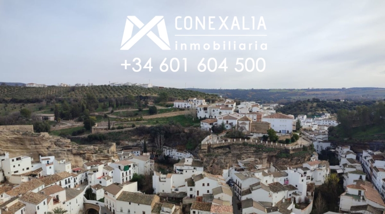 Cádiz - Setenil de las Bodegas - 184m2