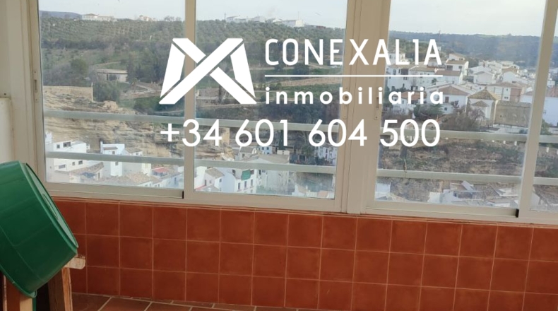 Cádiz - Setenil de las Bodegas - 184m2