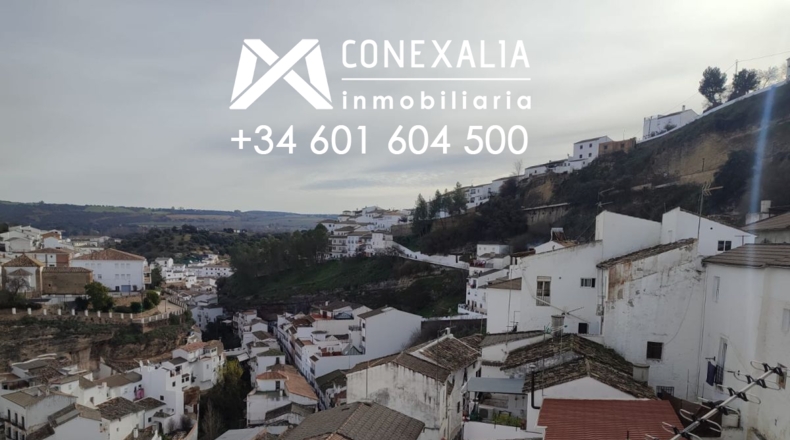 Cádiz - Setenil de las Bodegas - 184m2