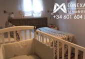 Дом с участком на продажу в городе Olvera. Фото