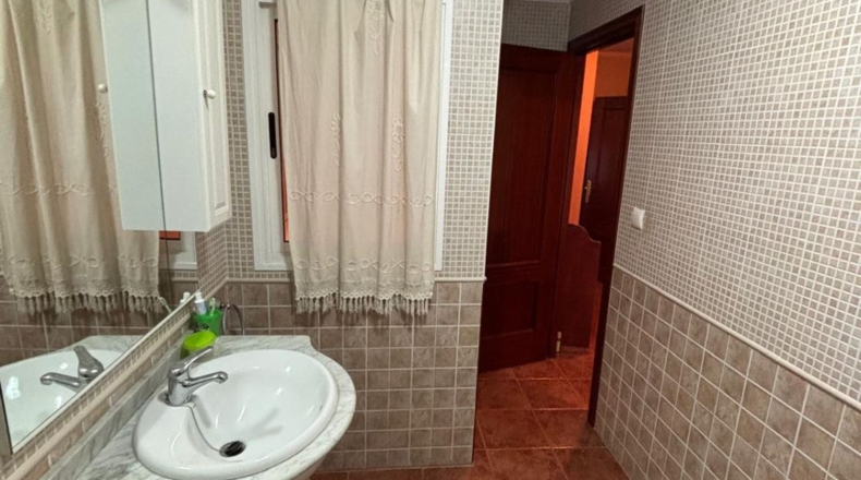Cádiz - Setenil de las Bodegas - 84m2