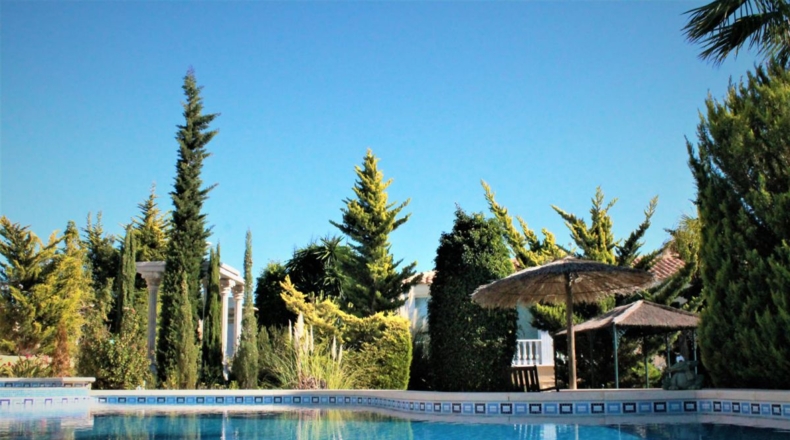 Alicante - Urbanización Doña Pepa - 1570m2