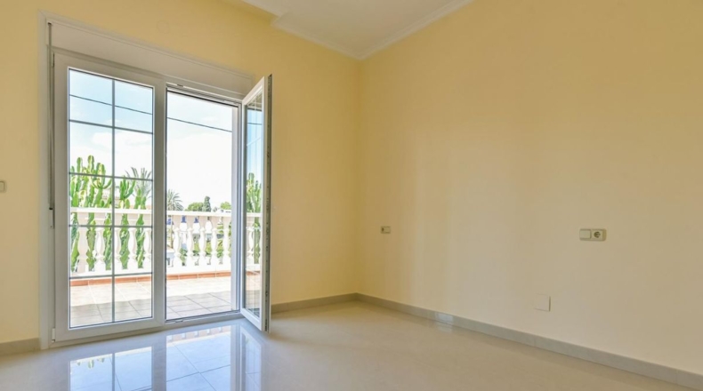 Alicante - La Zenia - 600m2