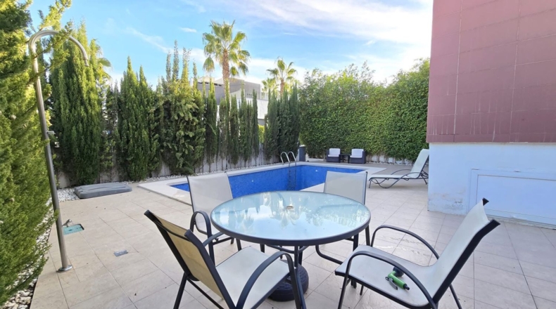 Alicante - Orihuela - 350m2