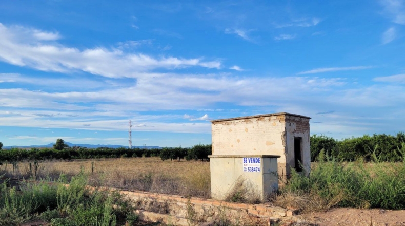Castellón - Barri Pino-Forn - 6514m2