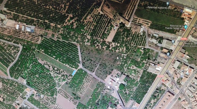 Castellón - Barri Pino-Forn - 1864m2