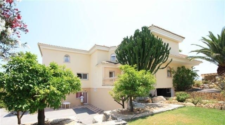 Alicante - Alfaz del Pi - 16000m2