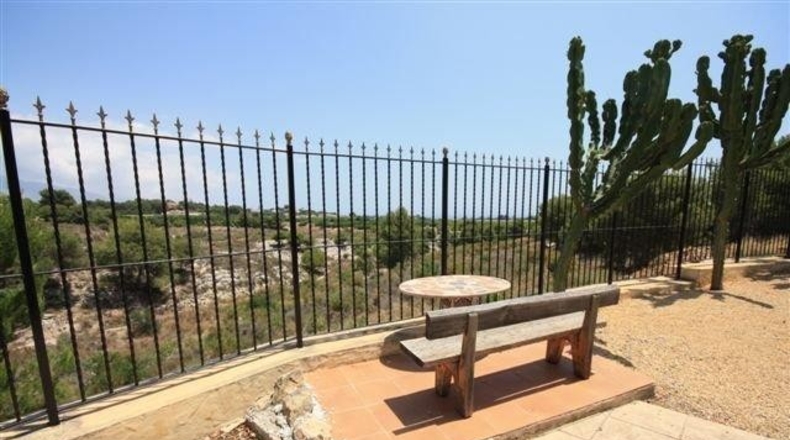 Alicante - Alfaz del Pi - 16000m2